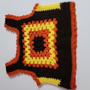 Vintage (l970's) hand crocheted misses vest Size Small